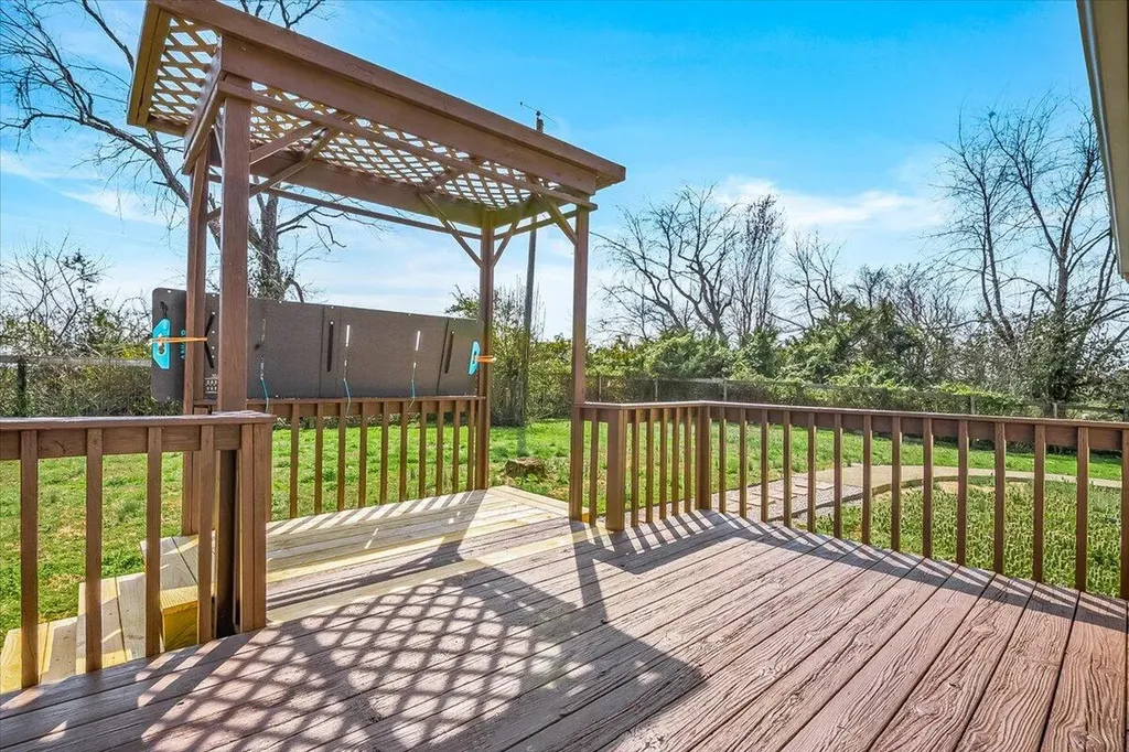 2783 Old Whitley Road London KY 40744