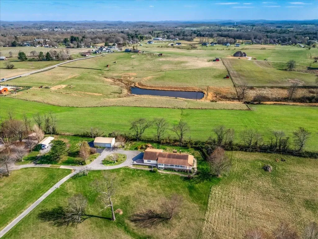2783 Old Whitley Road London KY 40744