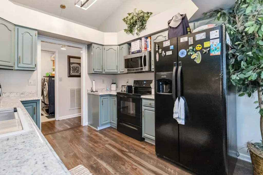262 Vicksburg Drive Nicholasville KY 40356