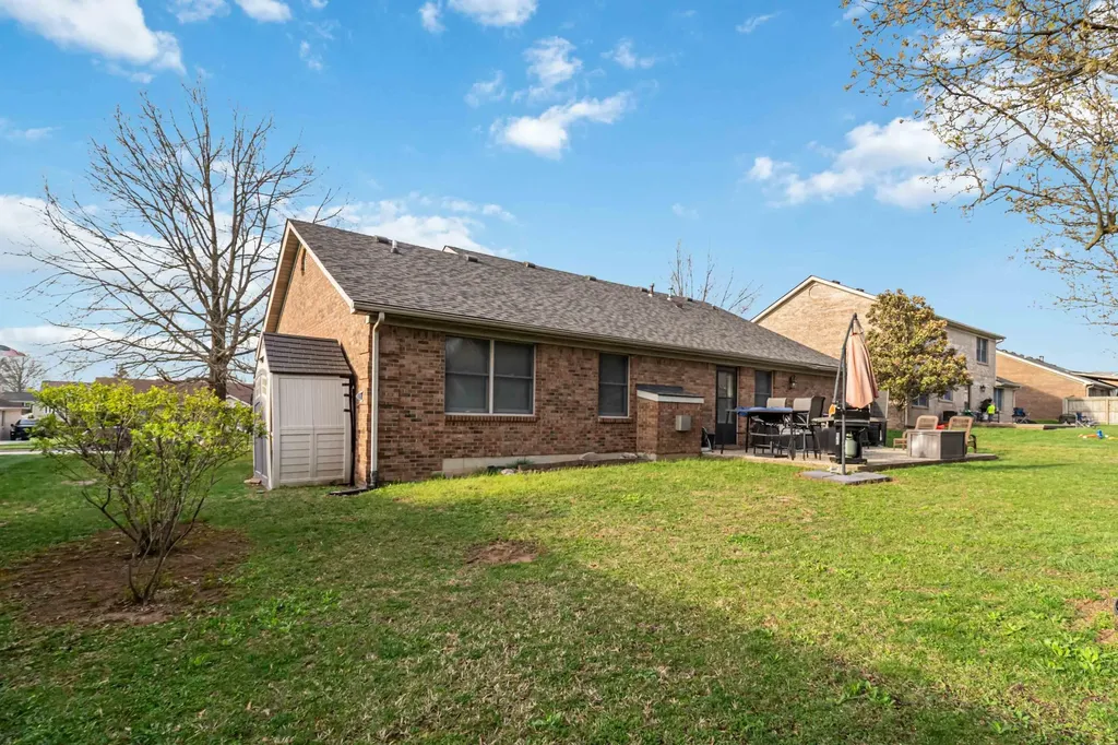 262 Vicksburg Drive Nicholasville KY 40356