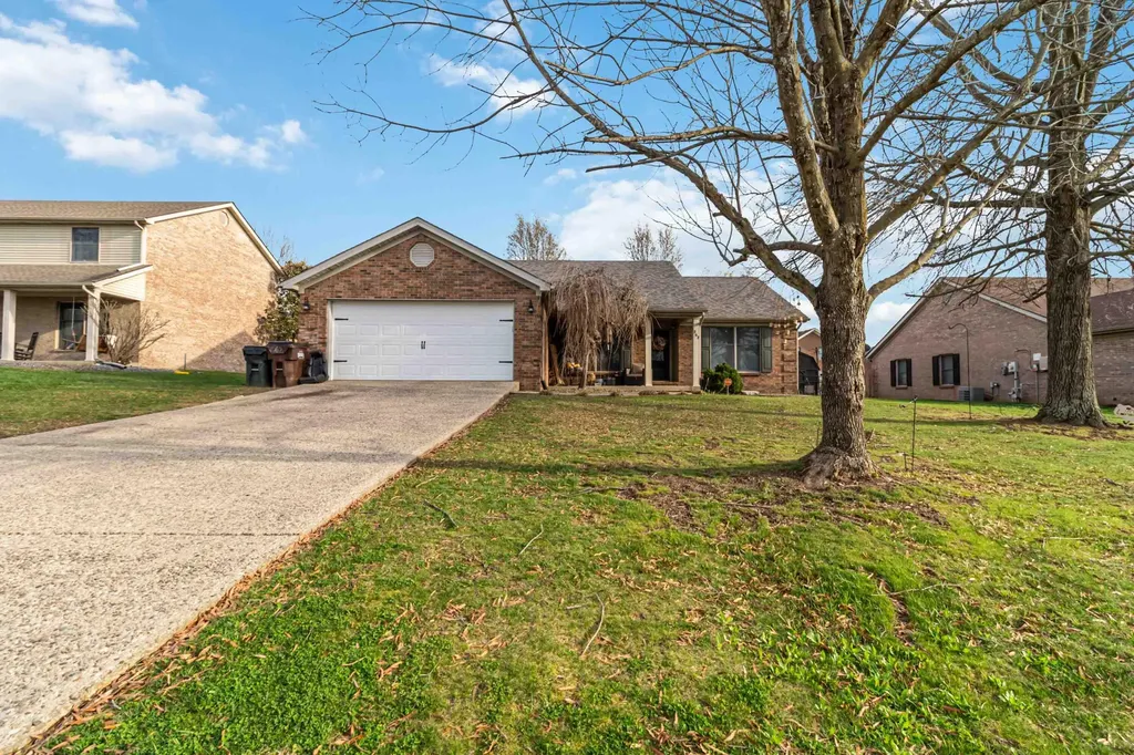 262 Vicksburg Drive Nicholasville KY 40356