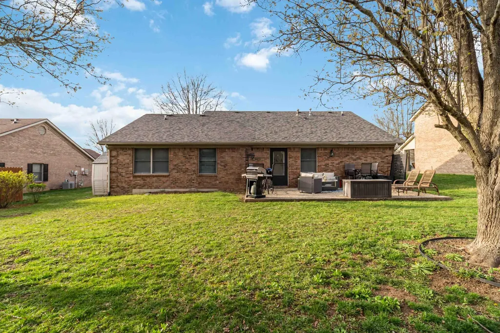 262 Vicksburg Drive Nicholasville KY 40356