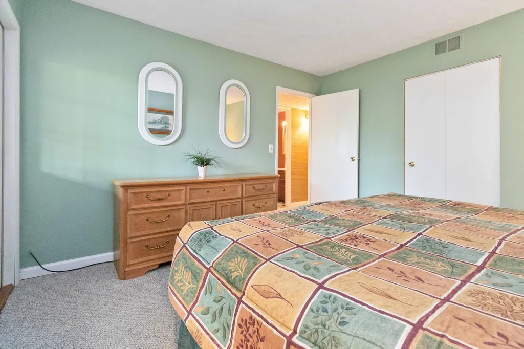 77-3 Woodson Bend Resort Bronston KY 42518