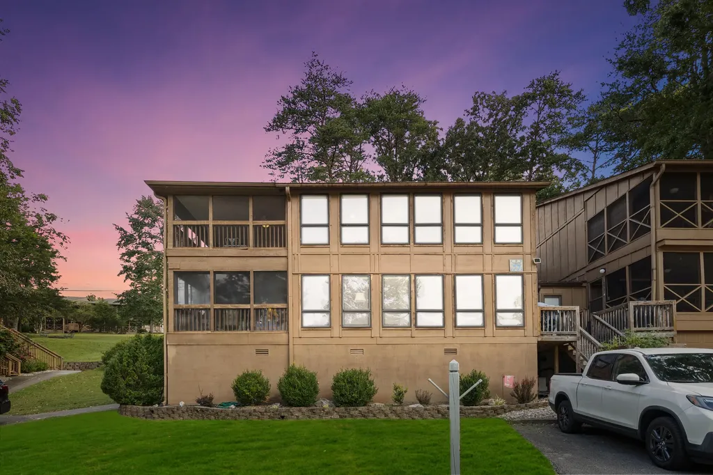 77-3 Woodson Bend Resort Bronston KY 42518