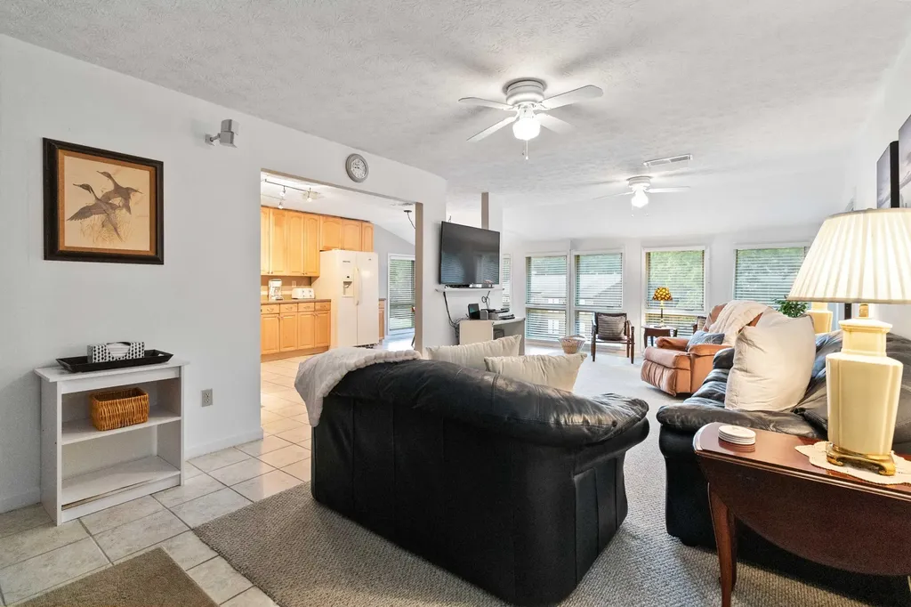 77-3 Woodson Bend Resort Bronston KY 42518
