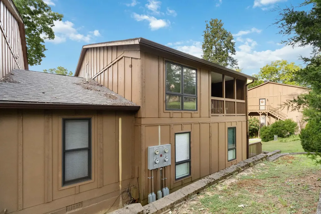77-3 Woodson Bend Resort Bronston KY 42518