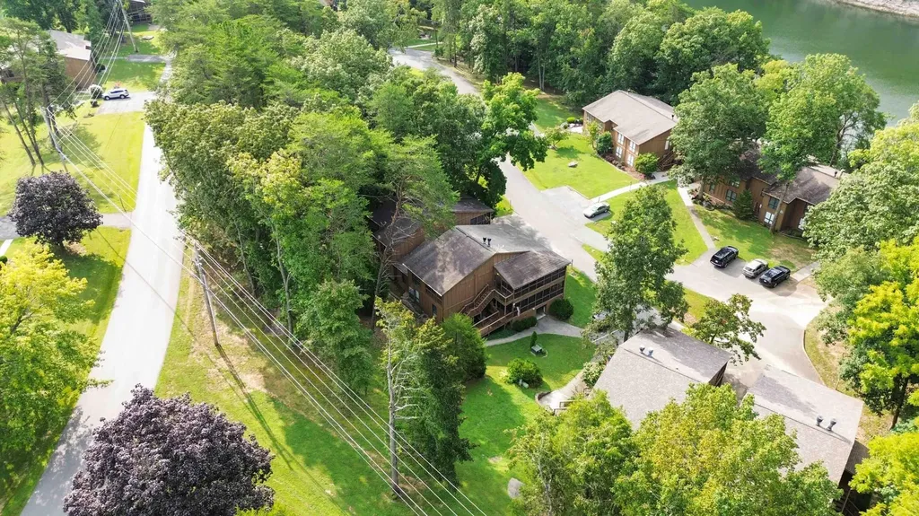 77-3 Woodson Bend Resort Bronston KY 42518