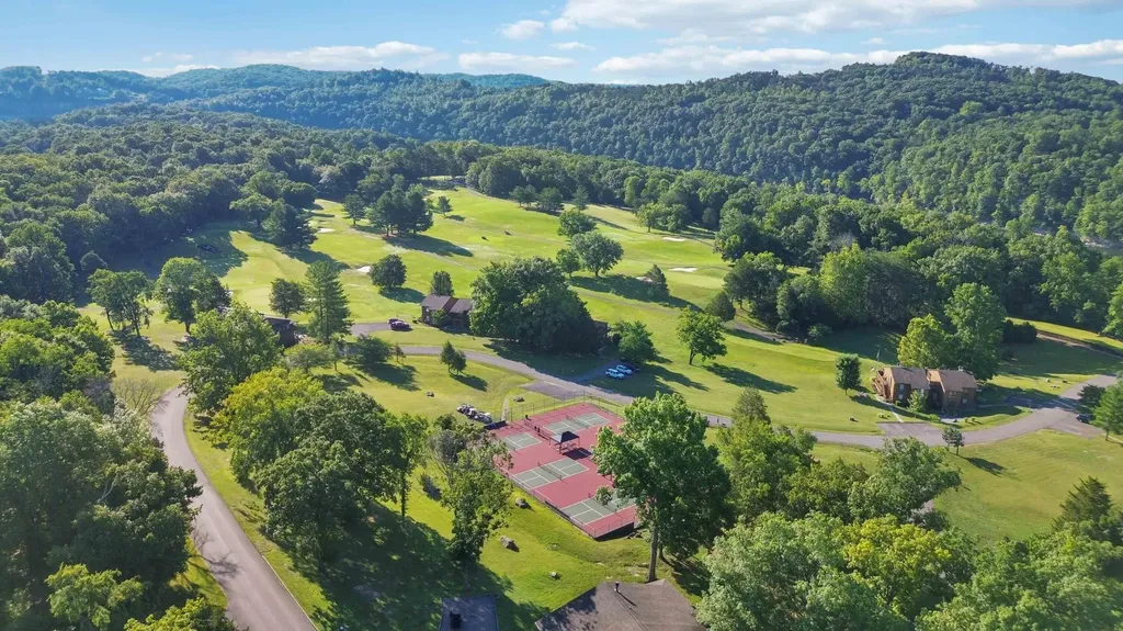 77-3 Woodson Bend Resort Bronston KY 42518