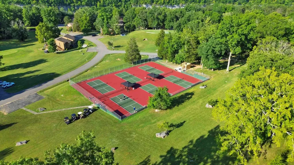 77-3 Woodson Bend Resort Bronston KY 42518