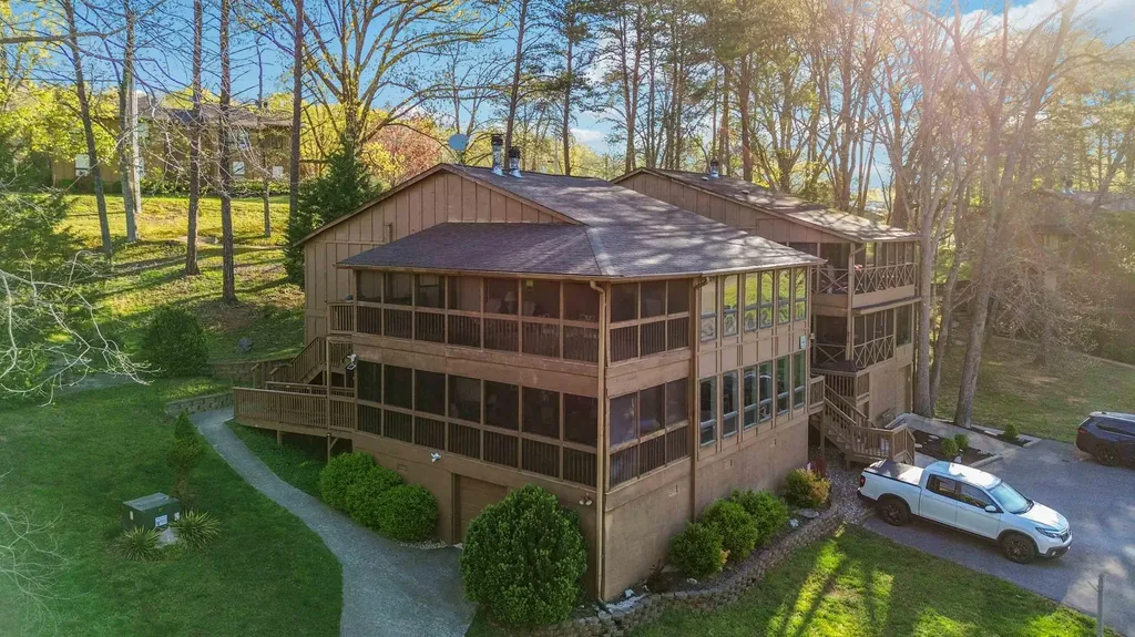 77-3 Woodson Bend Resort Bronston KY 42518
