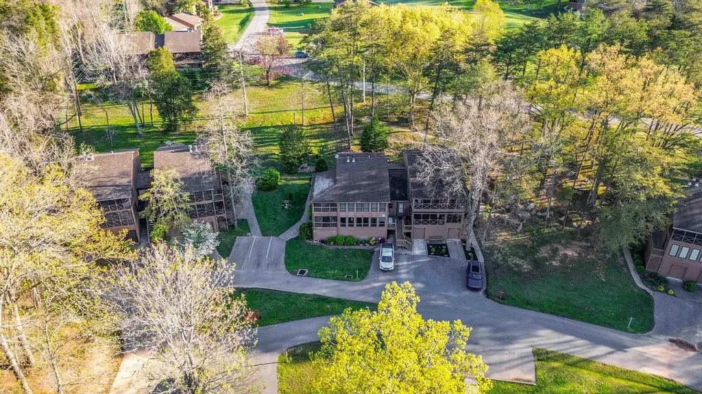 77-3 Woodson Bend Resort Bronston KY 42518