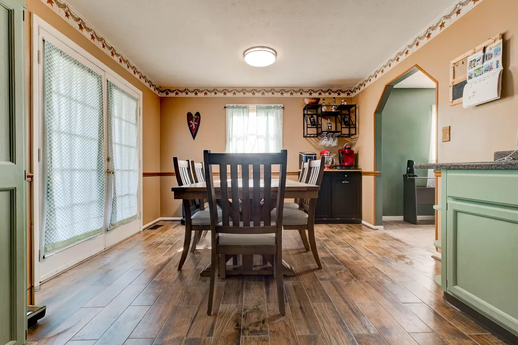8720 Wades Mill Road Mt Sterling KY 40353