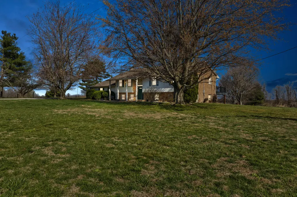 8720 Wades Mill Road Mt Sterling KY 40353