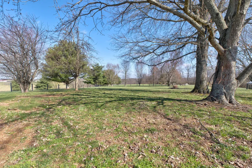 8720 Wades Mill Road Mt Sterling KY 40353