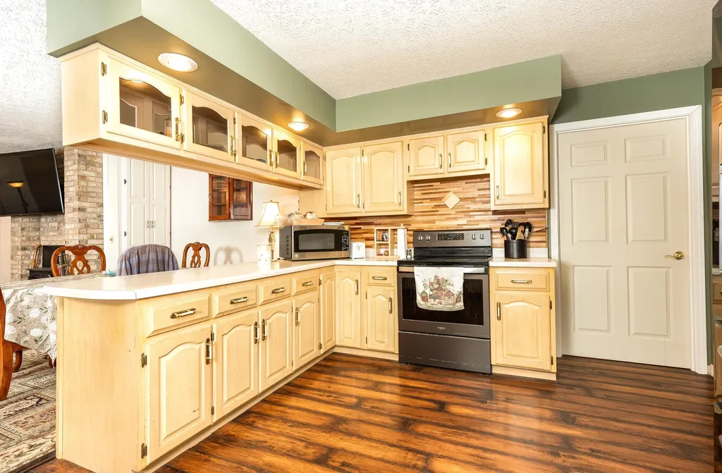 815 Jr Phipps Road Monticello KY 42633