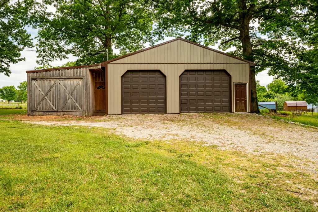 815 Jr Phipps Road Monticello KY 42633