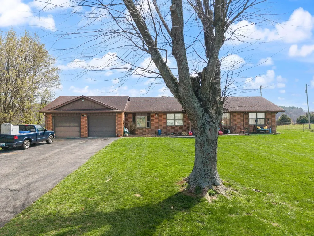 1661 Valley Oak-welborn Road Somerset KY 42503