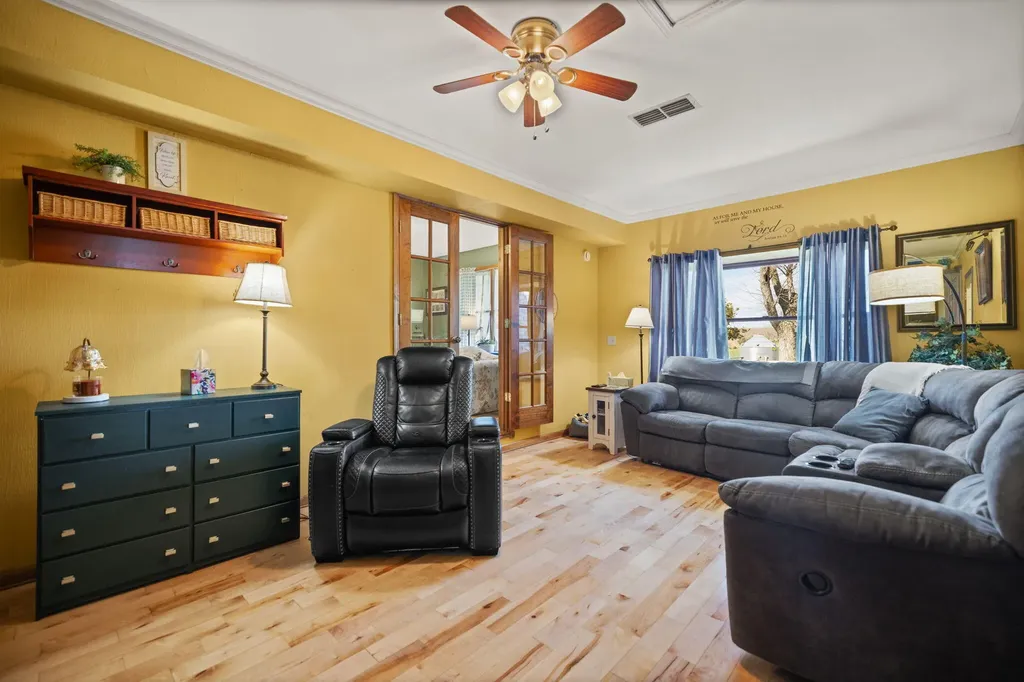 1661 Valley Oak-welborn Road Somerset KY 42503