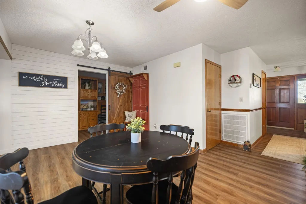 1661 Valley Oak-welborn Road Somerset KY 42503