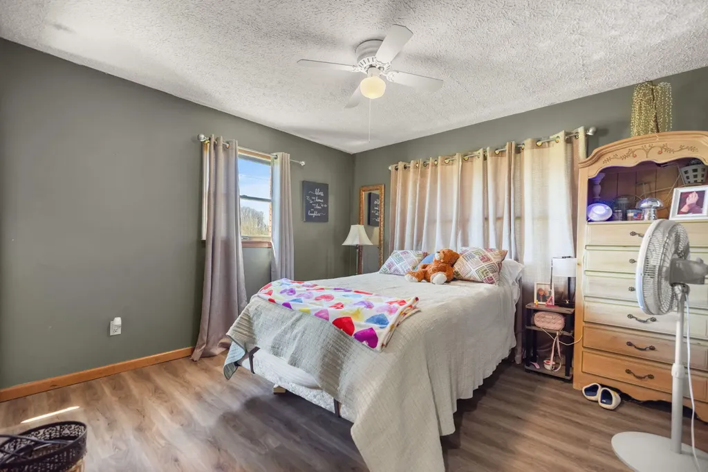 1661 Valley Oak-welborn Road Somerset KY 42503