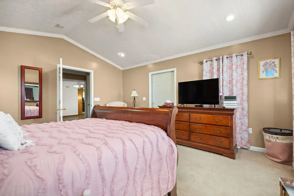 1661 Valley Oak-welborn Road Somerset KY 42503