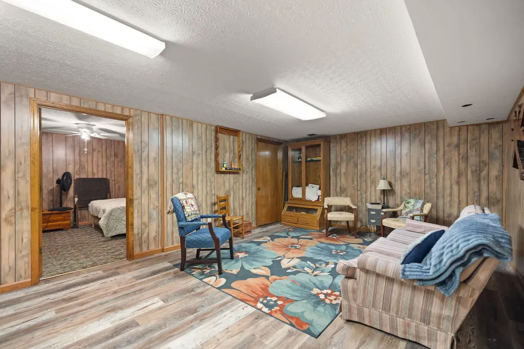 1661 Valley Oak-welborn Road Somerset KY 42503