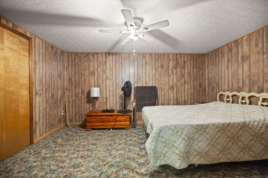 1661 Valley Oak-welborn Road Somerset KY 42503