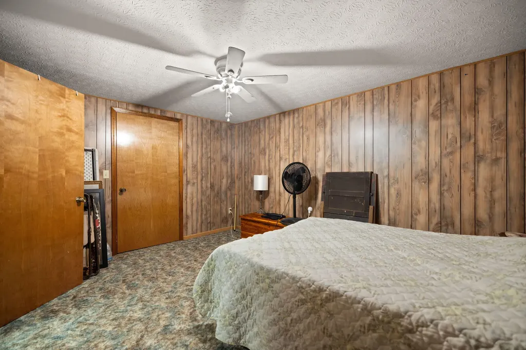 1661 Valley Oak-welborn Road Somerset KY 42503