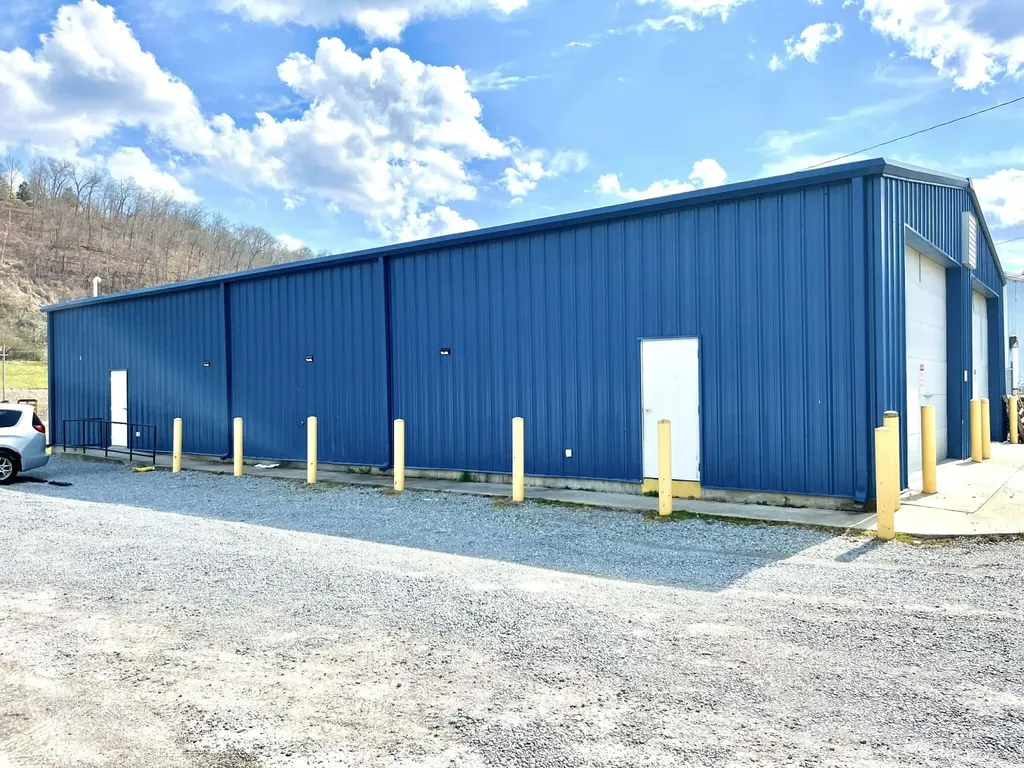 335 Industrial Park Road Harlan KY 40831