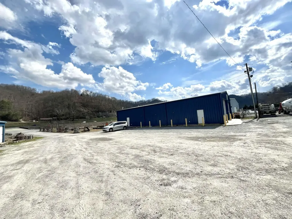 335 Industrial Park Road Harlan KY 40831