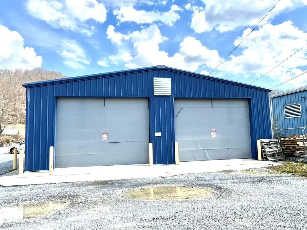 335 Industrial Park Road Harlan KY 40831