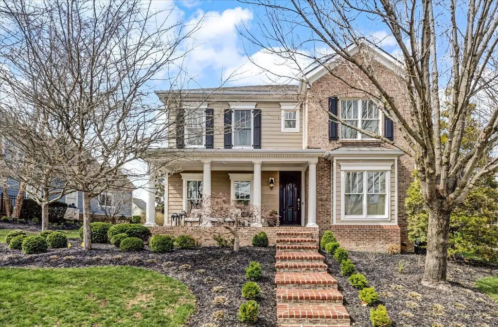 1997 General Warfield Way Lexington KY 40505