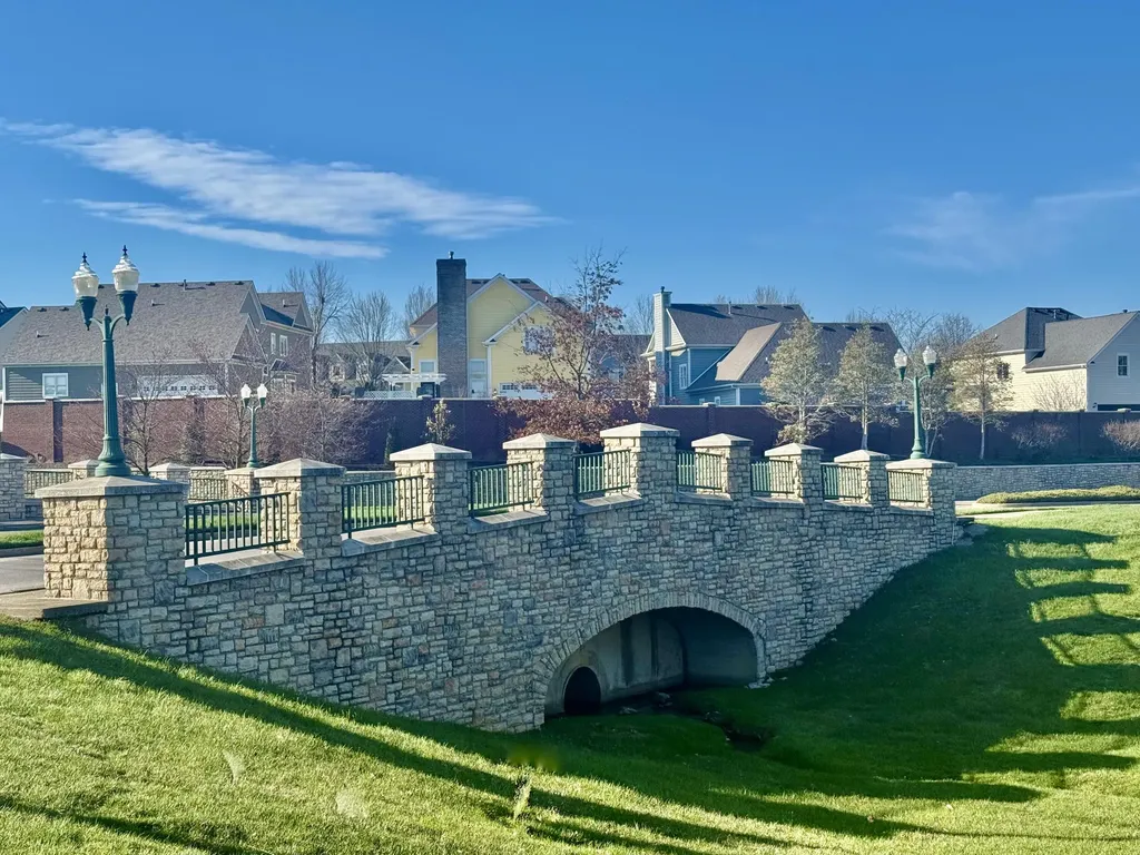 1997 General Warfield Way Lexington KY 40505