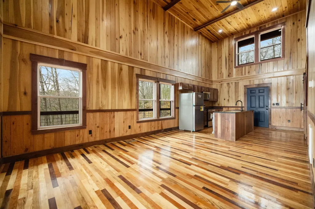 424 Spirit Lane Frenchburg KY 40322