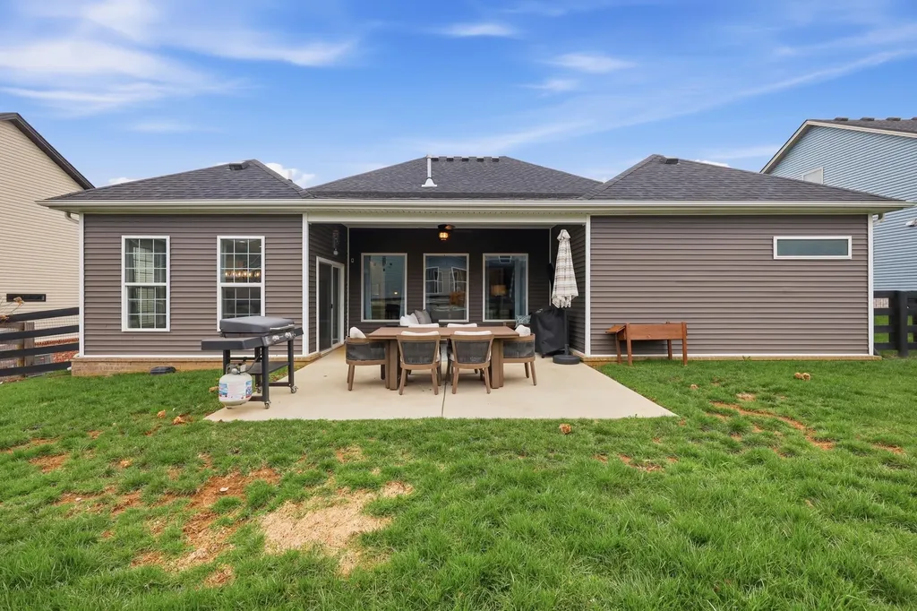 108 Tattersalls Drive Nicholasville KY 40356
