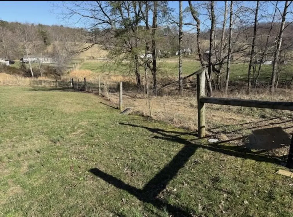 133 Clay Lick Road Means KY 40346