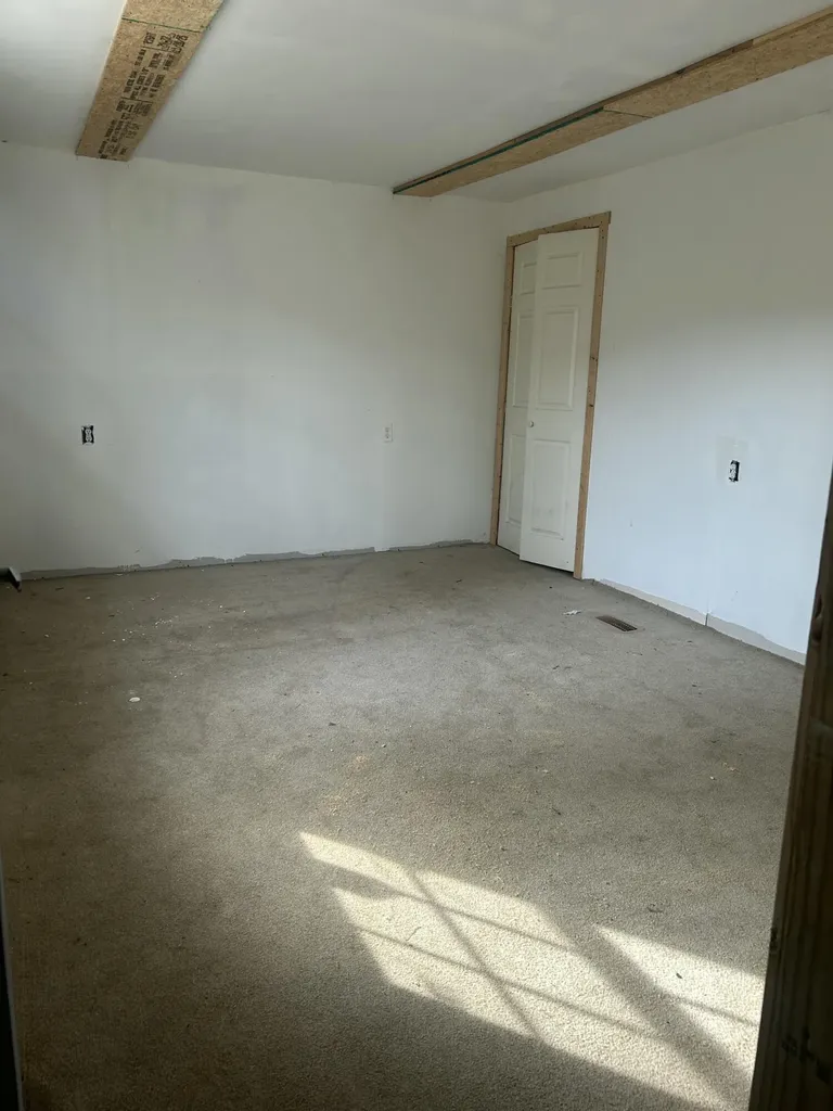 151 Walter Crabtree Road Pine Knot KY 42635