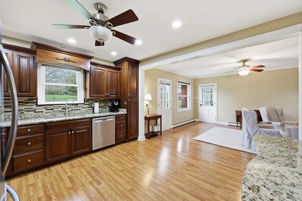 508 S Main Street Versailles KY 40383