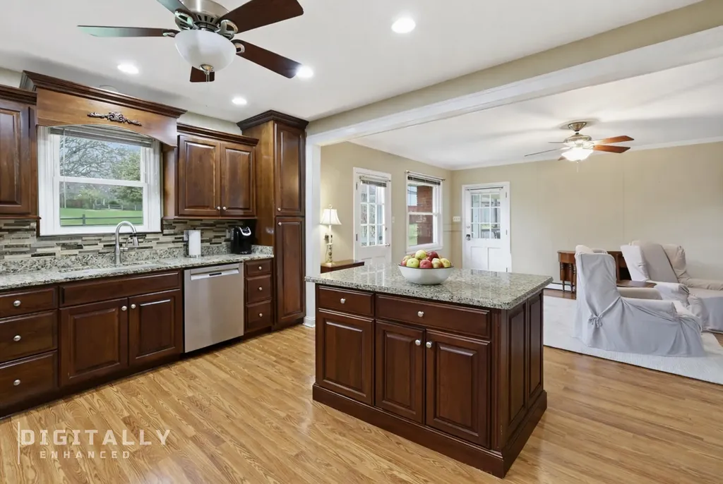 508 S Main Street Versailles KY 40383