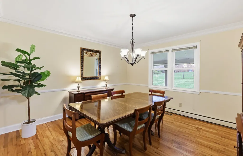 508 S Main Street Versailles KY 40383