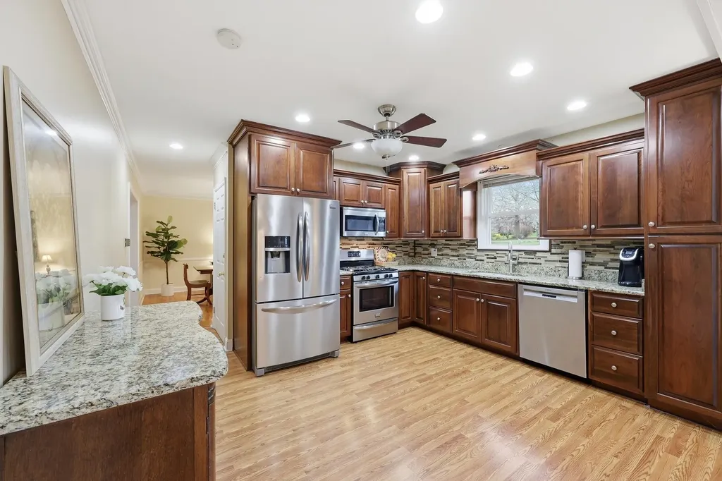 508 S Main Street Versailles KY 40383