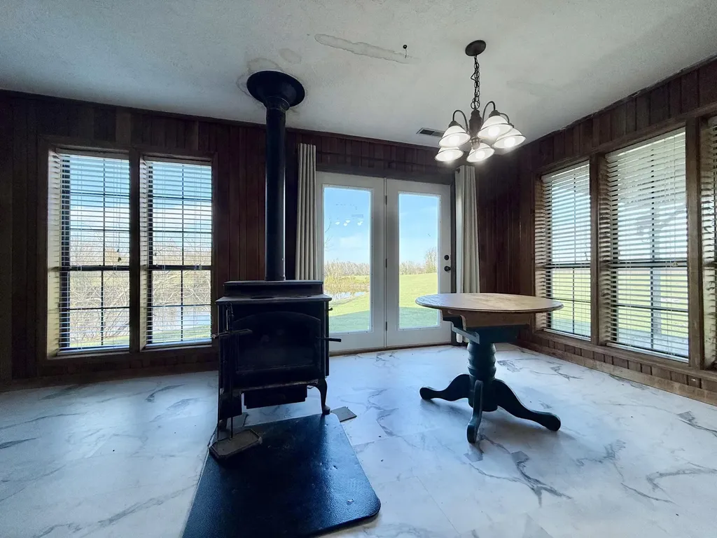 656 Thompson Road Monticello KY 42633