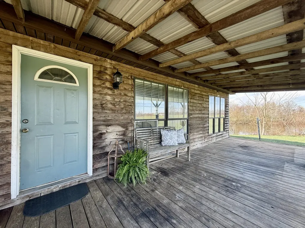 656 Thompson Road Monticello KY 42633