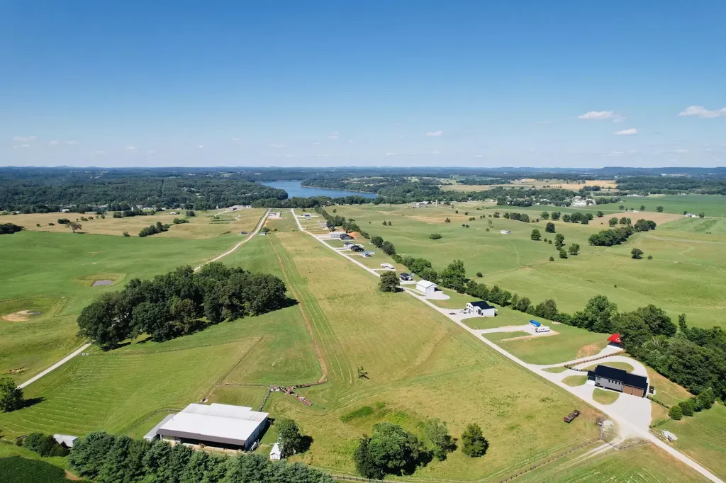 1 Lighthouse Estates Monticello KY 42633