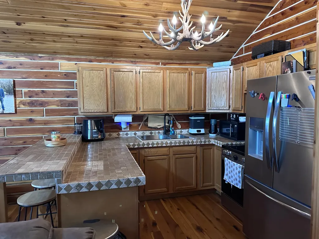 422 Kirk Lane Tollesboro KY 41189