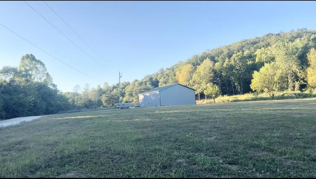 422 Kirk Lane Tollesboro KY 41189