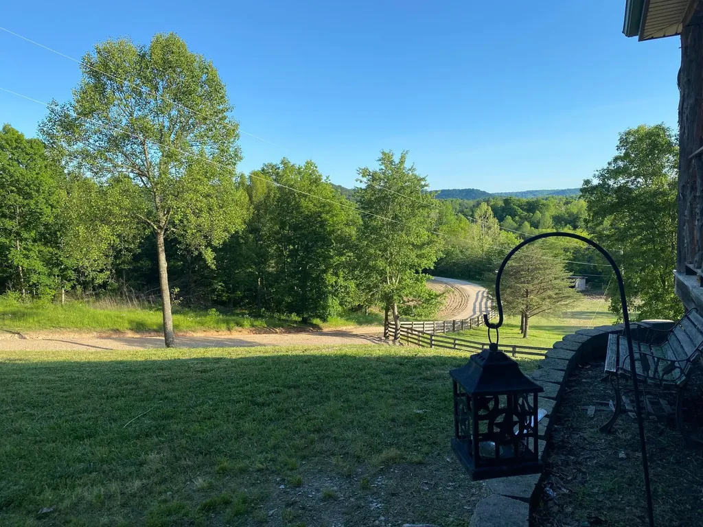 422 Kirk Lane Tollesboro KY 41189