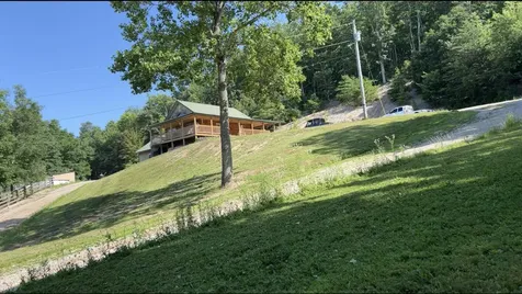 422 Kirk Lane Tollesboro KY 41189