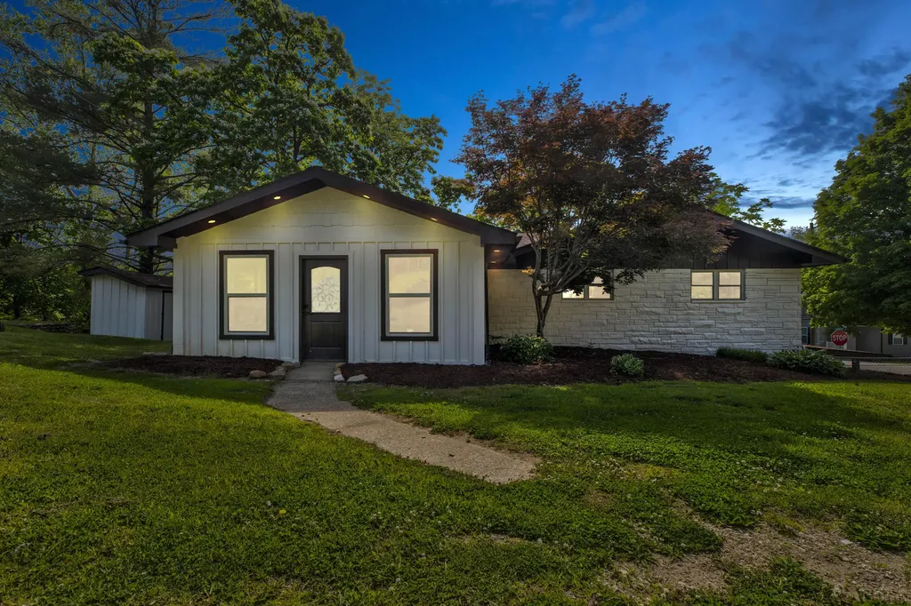 609 Crestview Lane Morehead KY 40351
