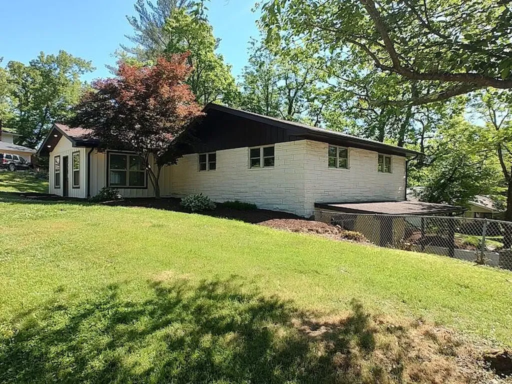 609 Crestview Lane Morehead KY 40351